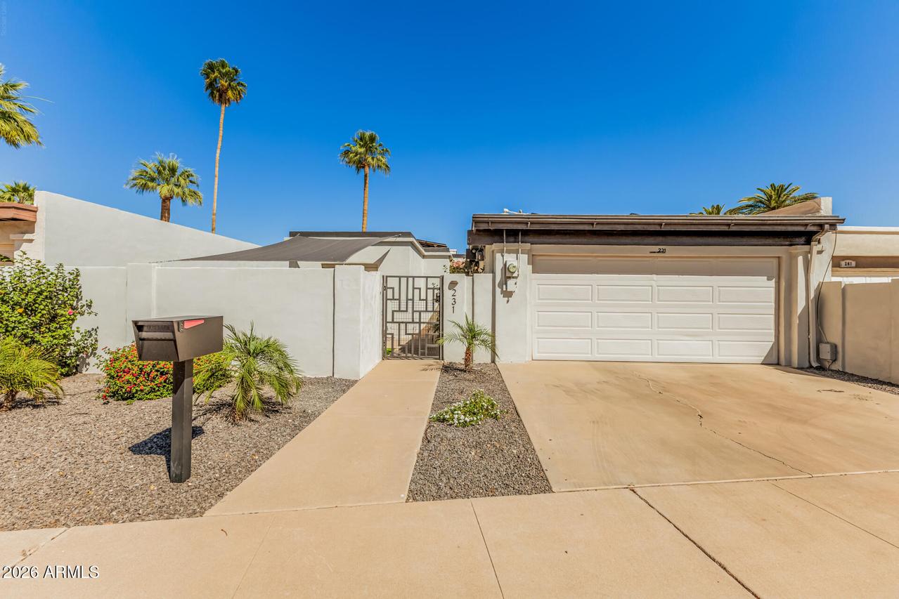 231 Laguna Dr., Litchfield Park, AZ 85340
