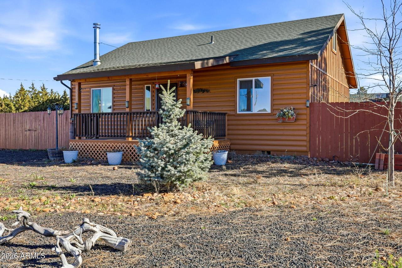 2243 Sitgreaves Dr., Overgaard, AZ 85933