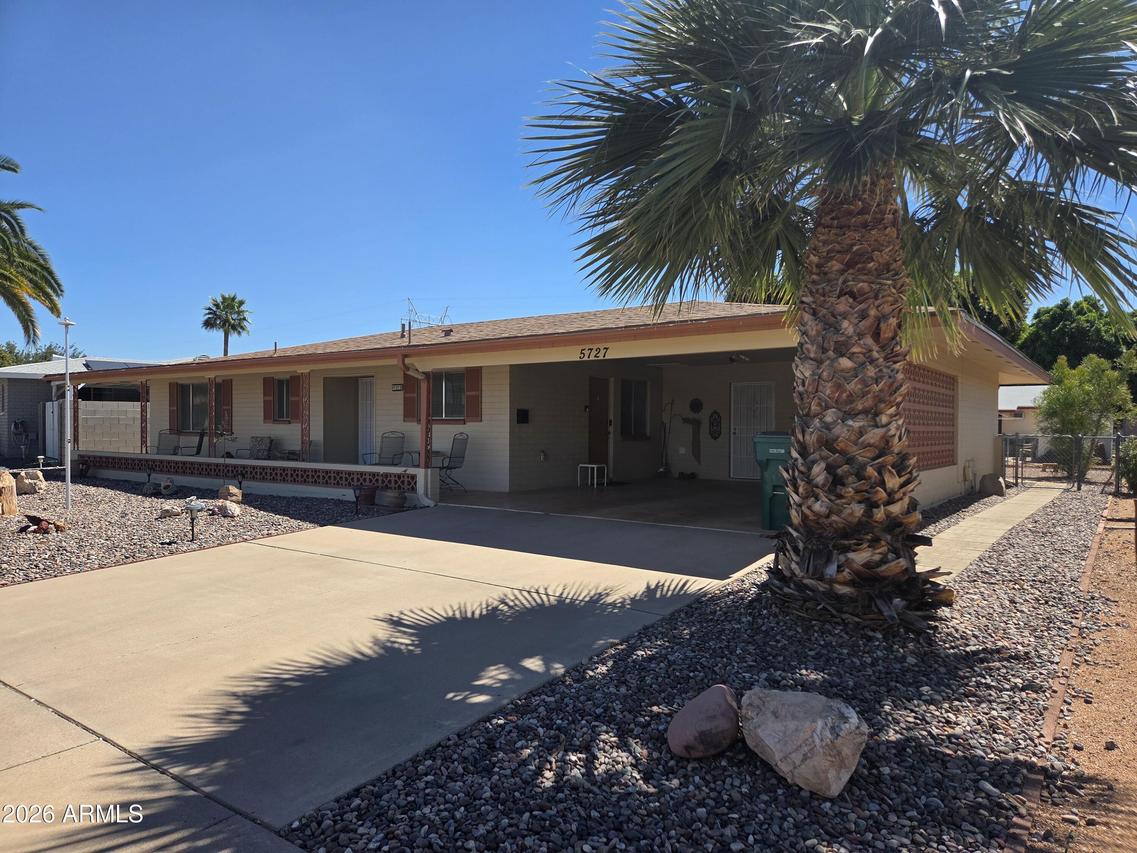 5727 E Des Moines St., Mesa, AZ 85205