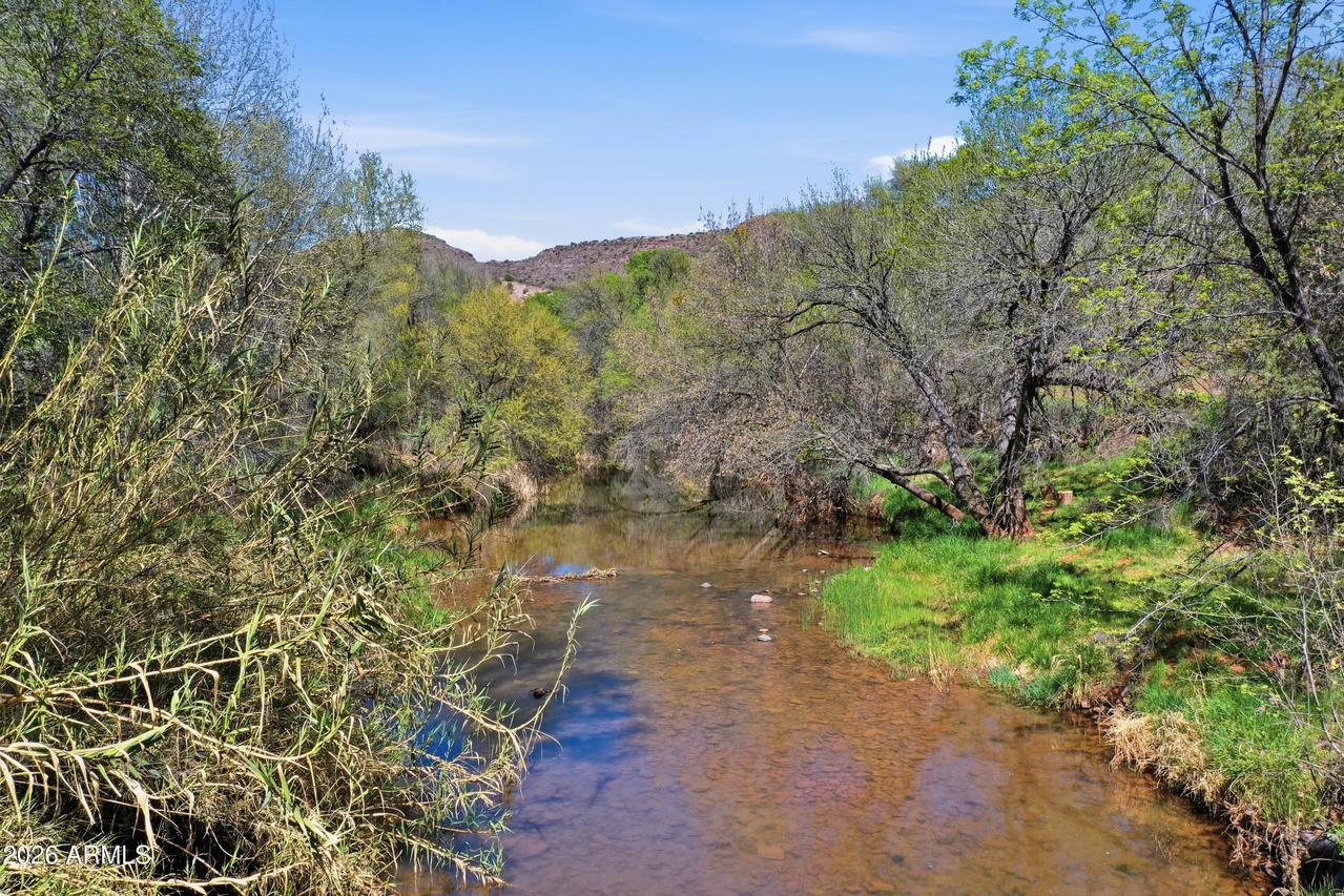 1070 N Page Springs Rd., Cornville, AZ 86325