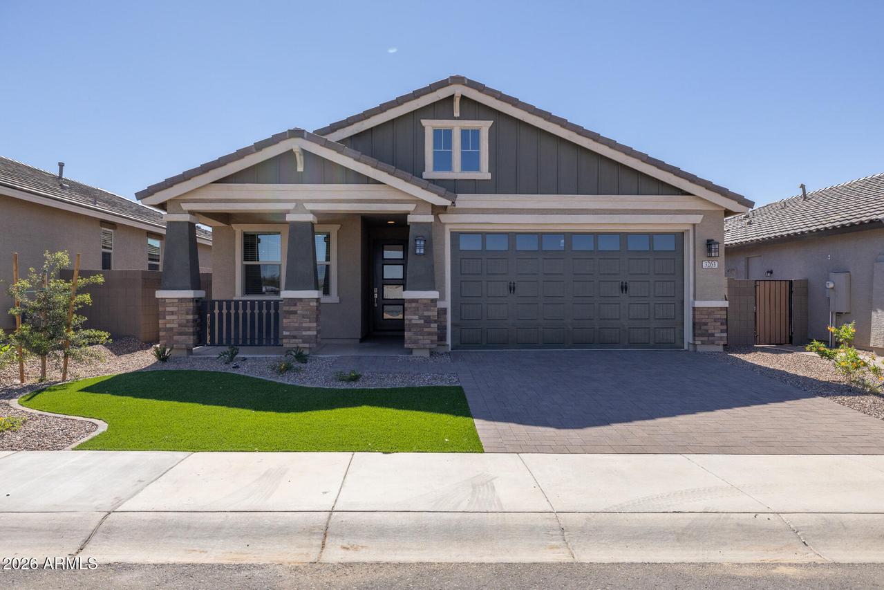 3263 W Molino Rd., San Tan Valley, AZ 85144