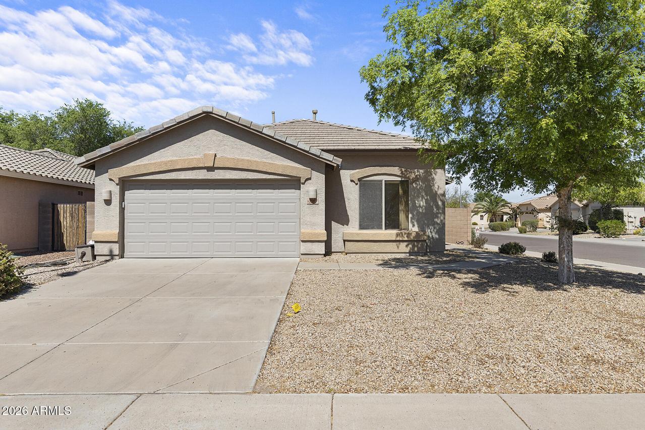 9320 W Deanna Dr., Peoria, AZ 85382