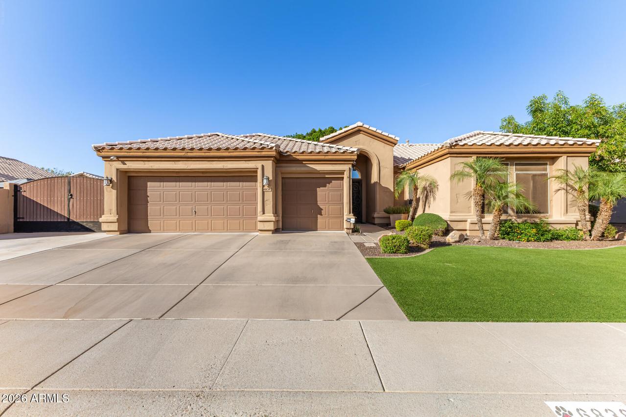 6838 W Robin Ln., Glendale, AZ 85310