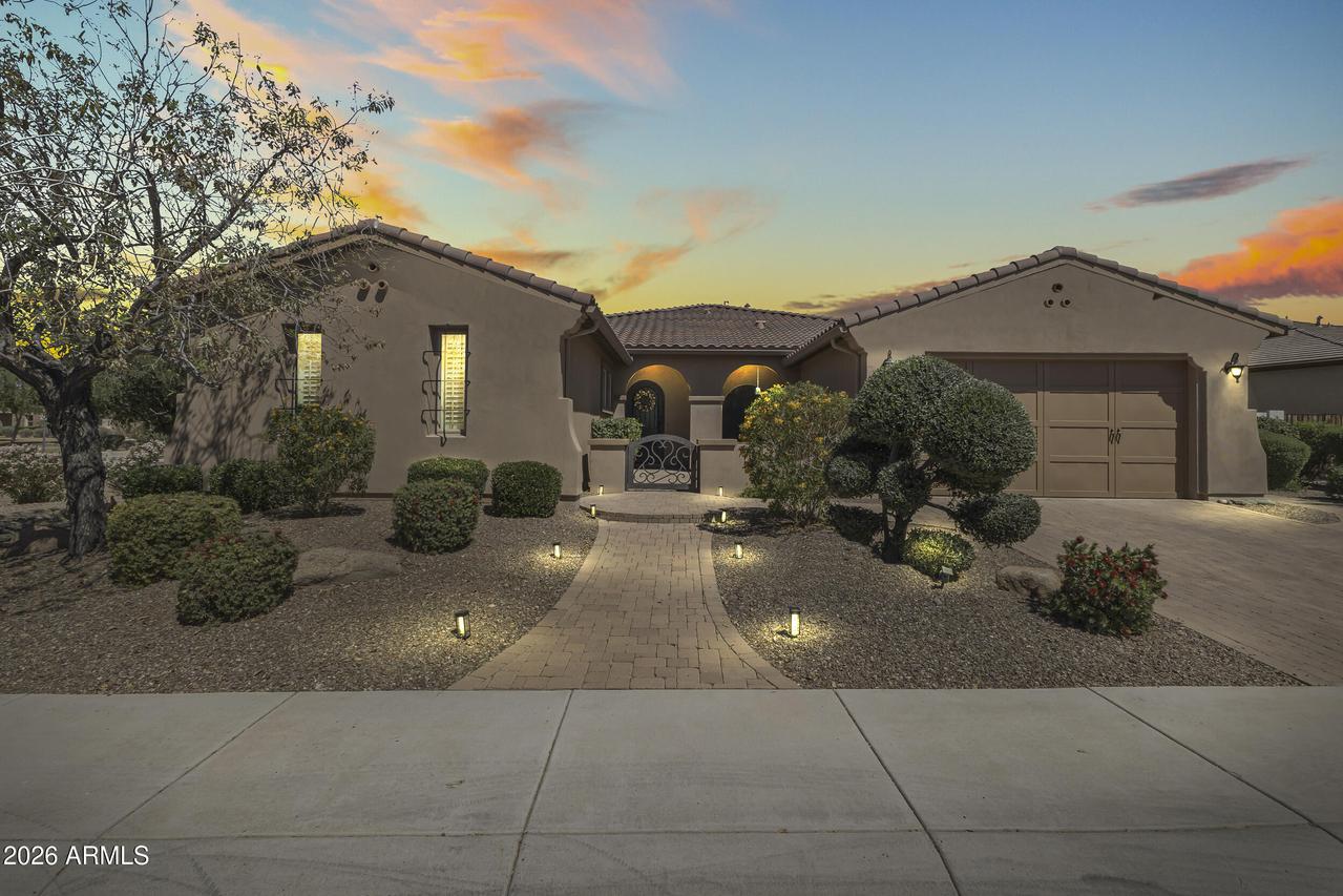 3664 E Horseshoe Dr., Chandler, AZ 85249