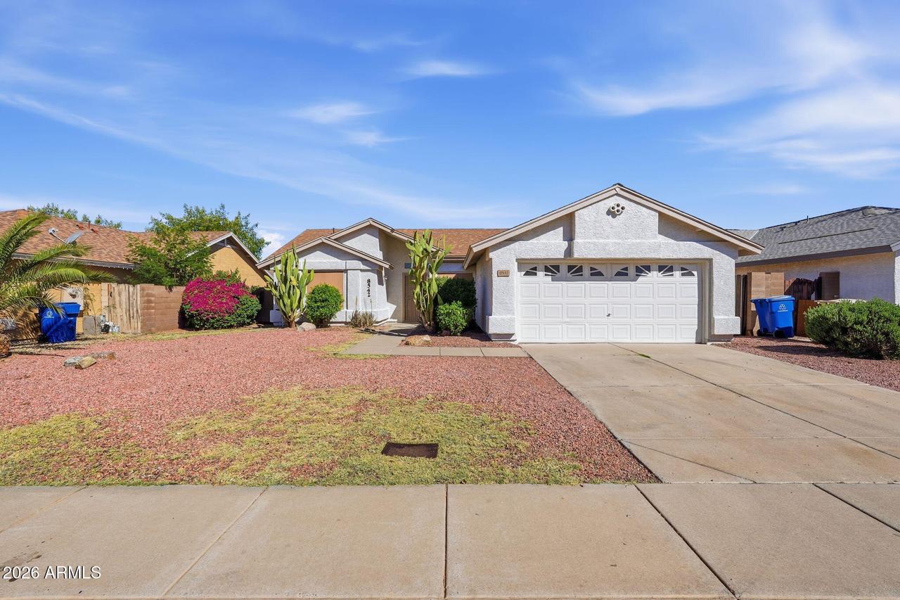 8542 W Oregon Ave., Glendale, AZ 85305