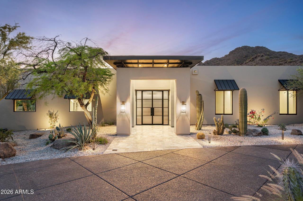 6602 N 40th St., Paradise Valley, AZ 85253