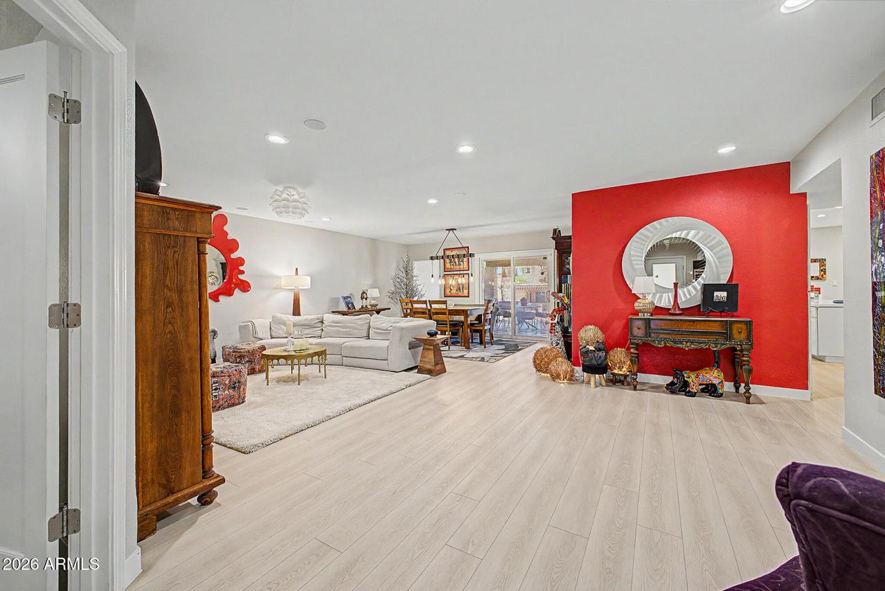 6040 E Harvard St., Scottsdale, AZ 85257