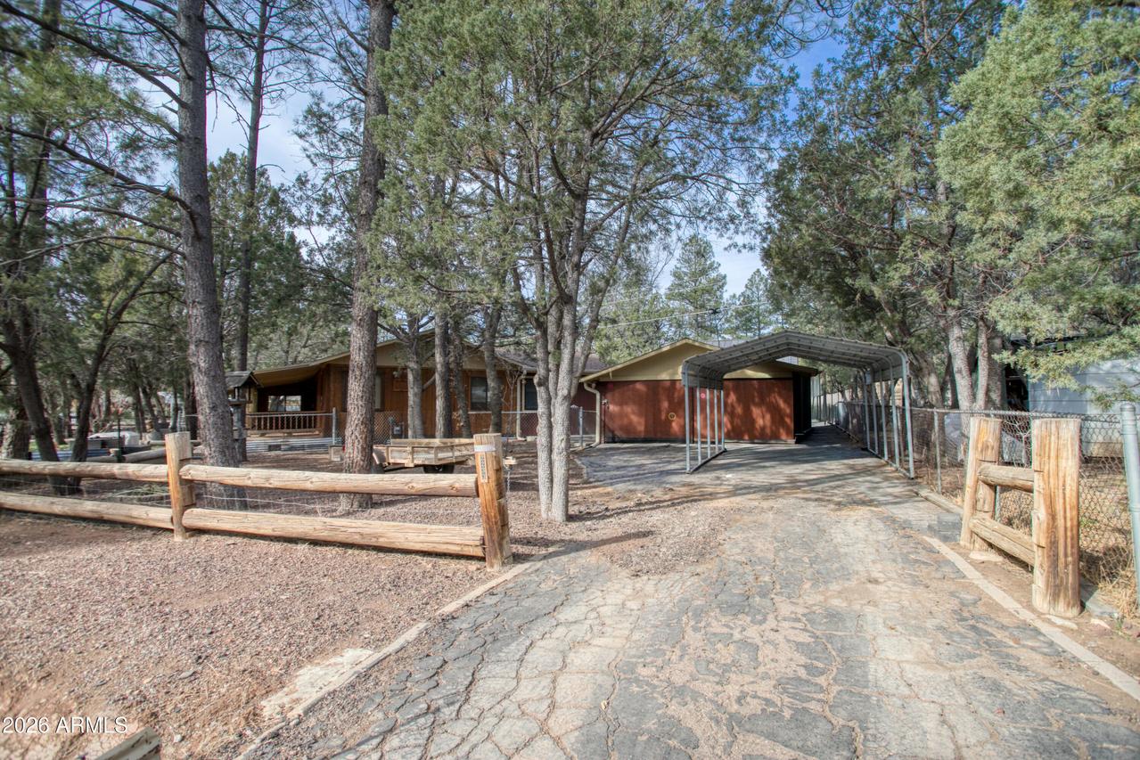 2233 Oakwood Dr., Lakeside, AZ 85929