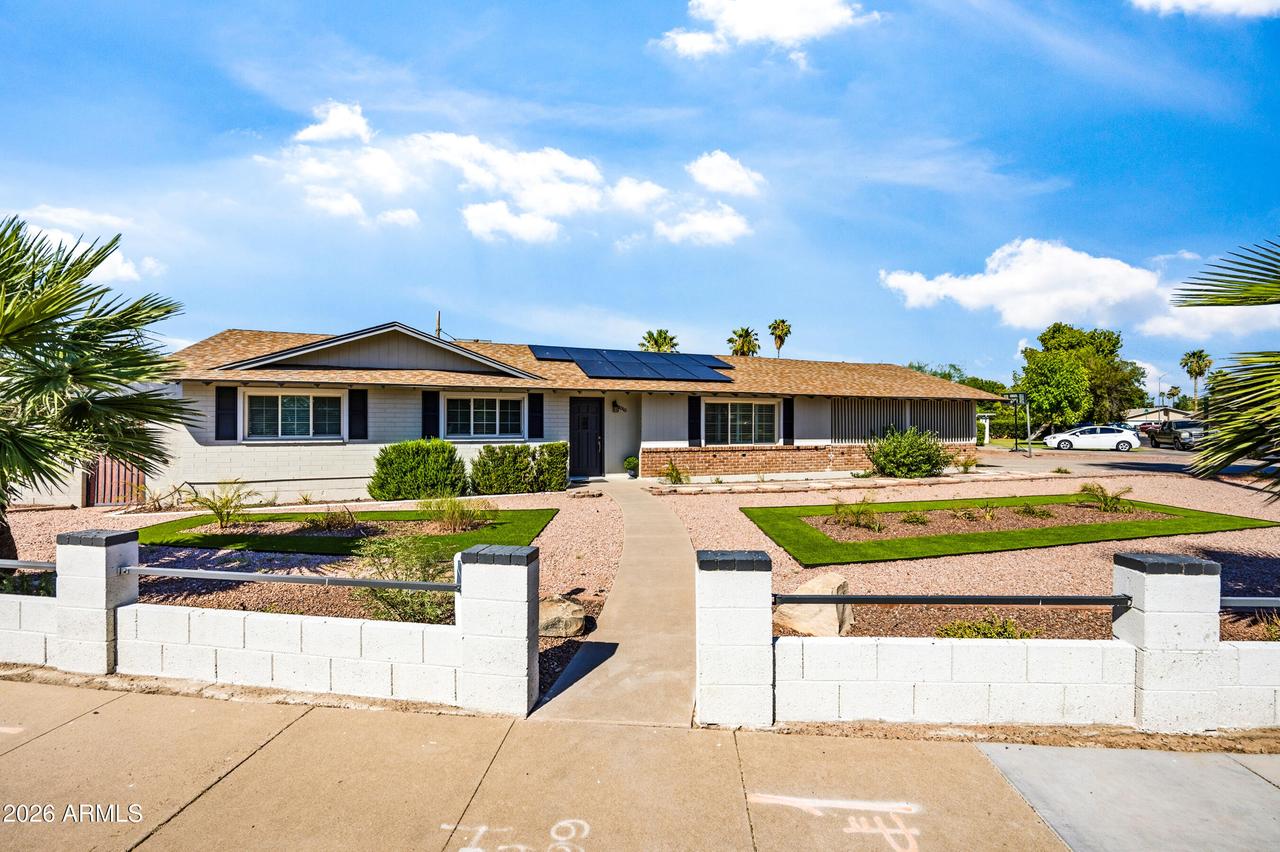 1010 E 6th Pl., Mesa, AZ 85203