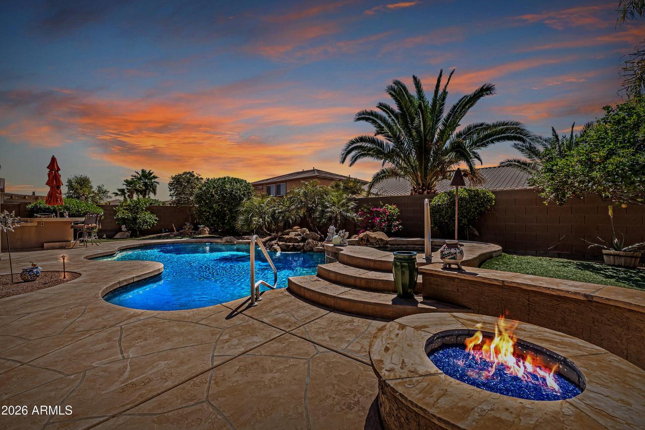 265 W Blue Lagoon Dr., Casa Grande, AZ 85122