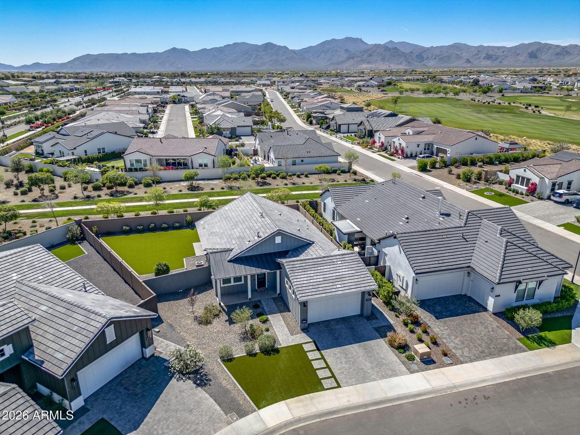 11168 N St Helena, Surprise, AZ 85388