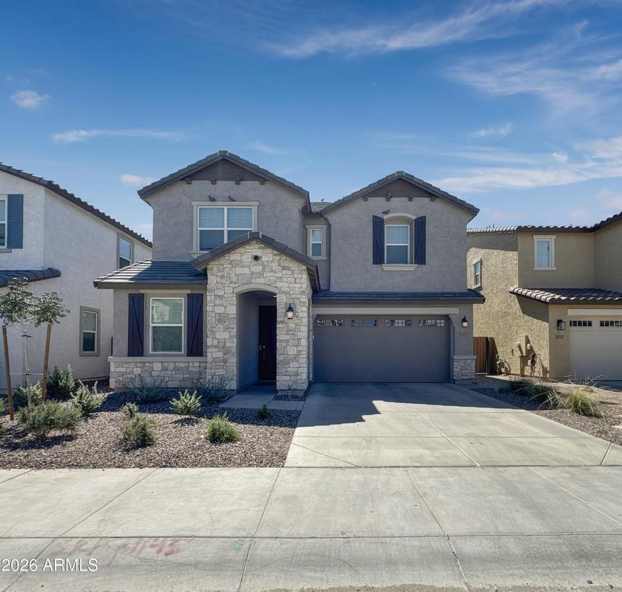 8327 E Petunia Ave., Mesa, AZ 85212