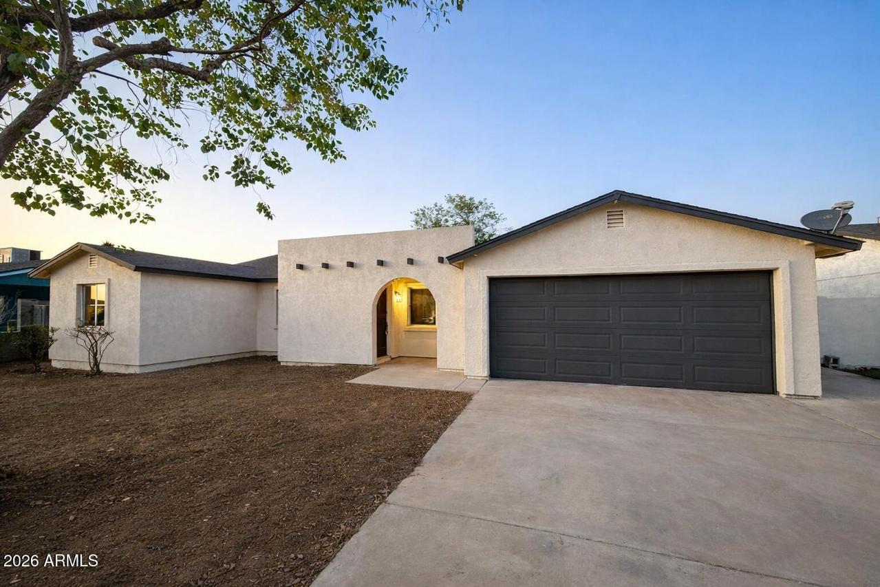 7946 W Coolidge St., Phoenix, AZ 85033