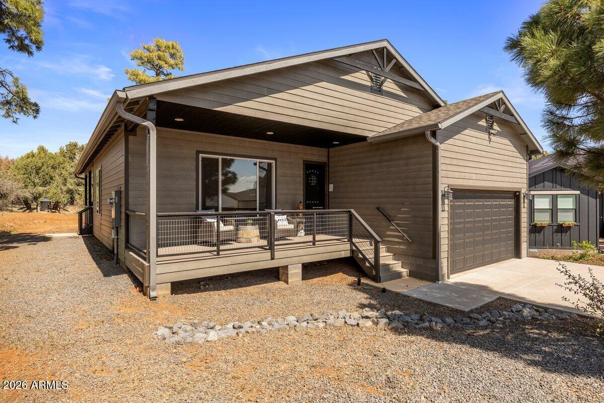 321 W Owens St., Show Low, AZ 85901