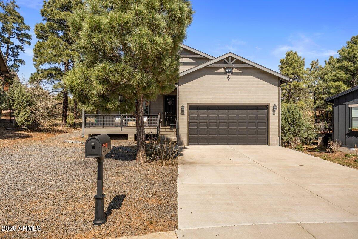 321 W Owens St., Show Low, AZ 85901