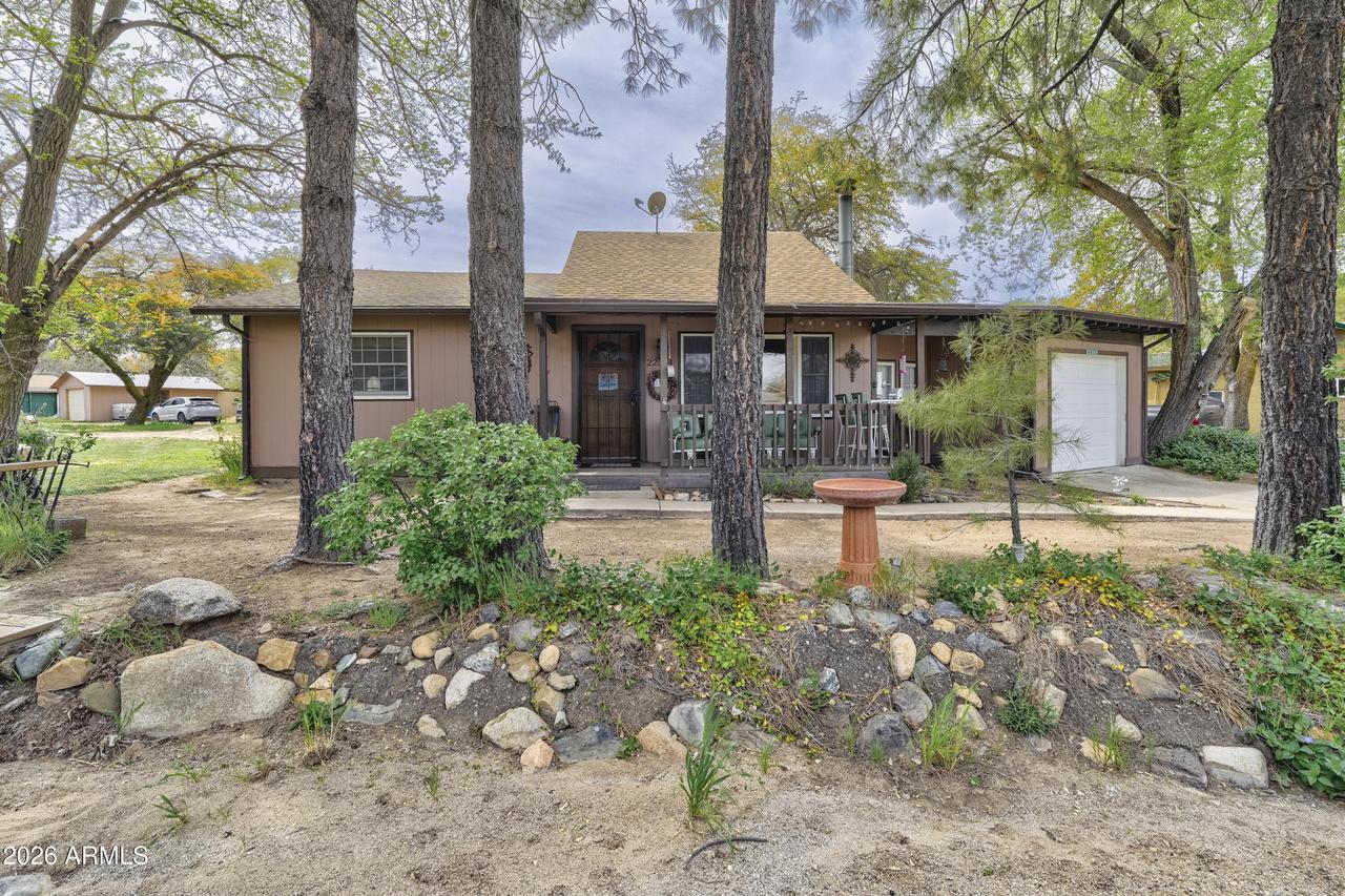 22584 S Stoneway, Yarnell, AZ 85362