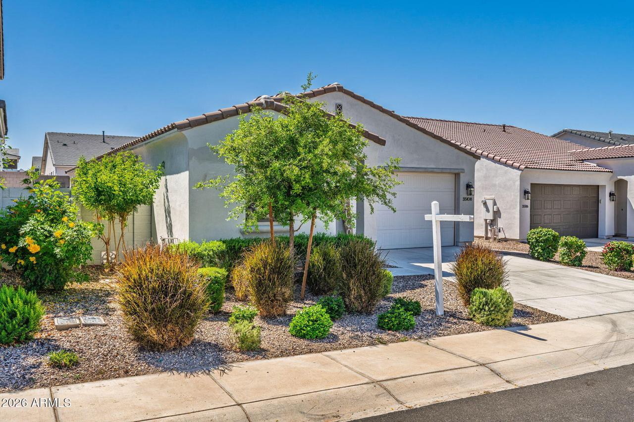 35108 N Lead Way, San Tan Valley, AZ 85144