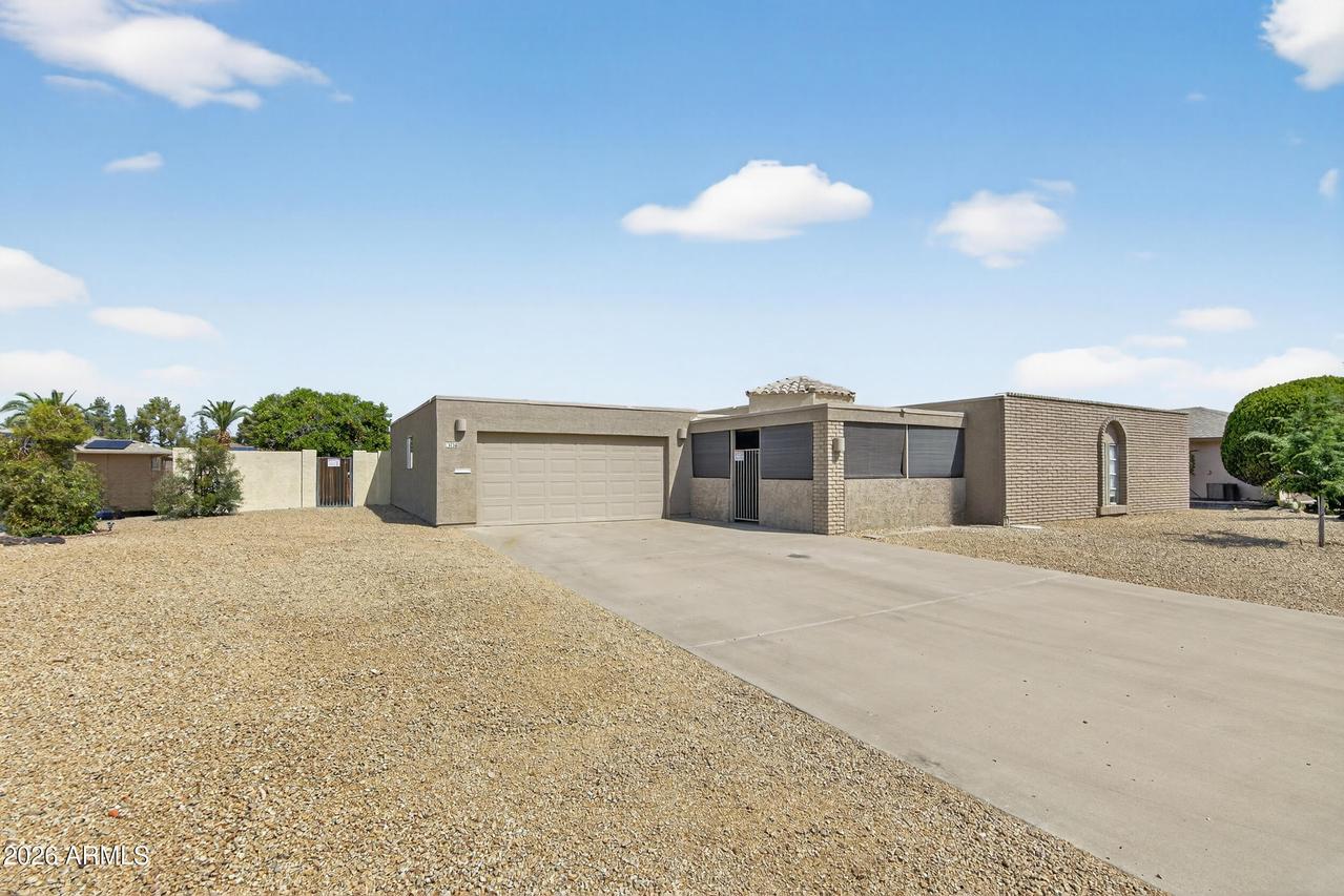 9726 W Pineridge Dr., Sun City, AZ 85351