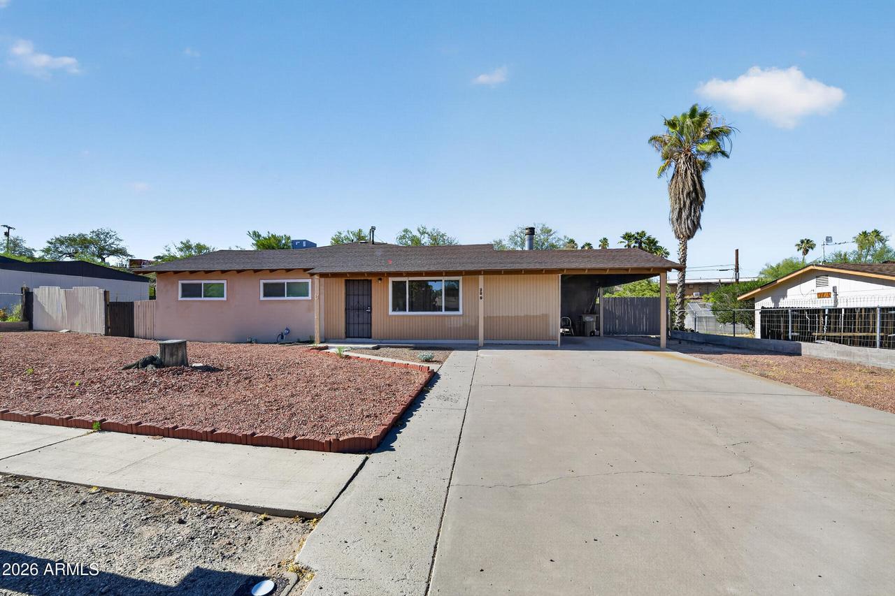 500 N Oxbow Dr., Wickenburg, AZ 85390