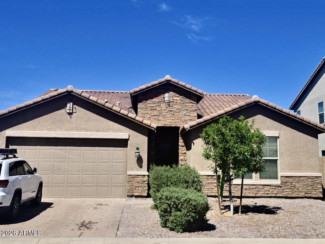 2000 W Madisen Marie Ave., San Tan Valley, AZ 85144