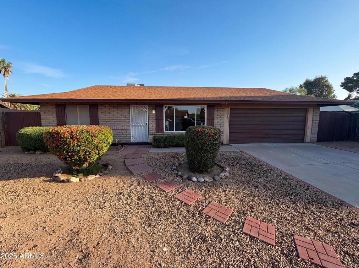 5528 W Greenbriar Dr., Glendale, AZ 85308