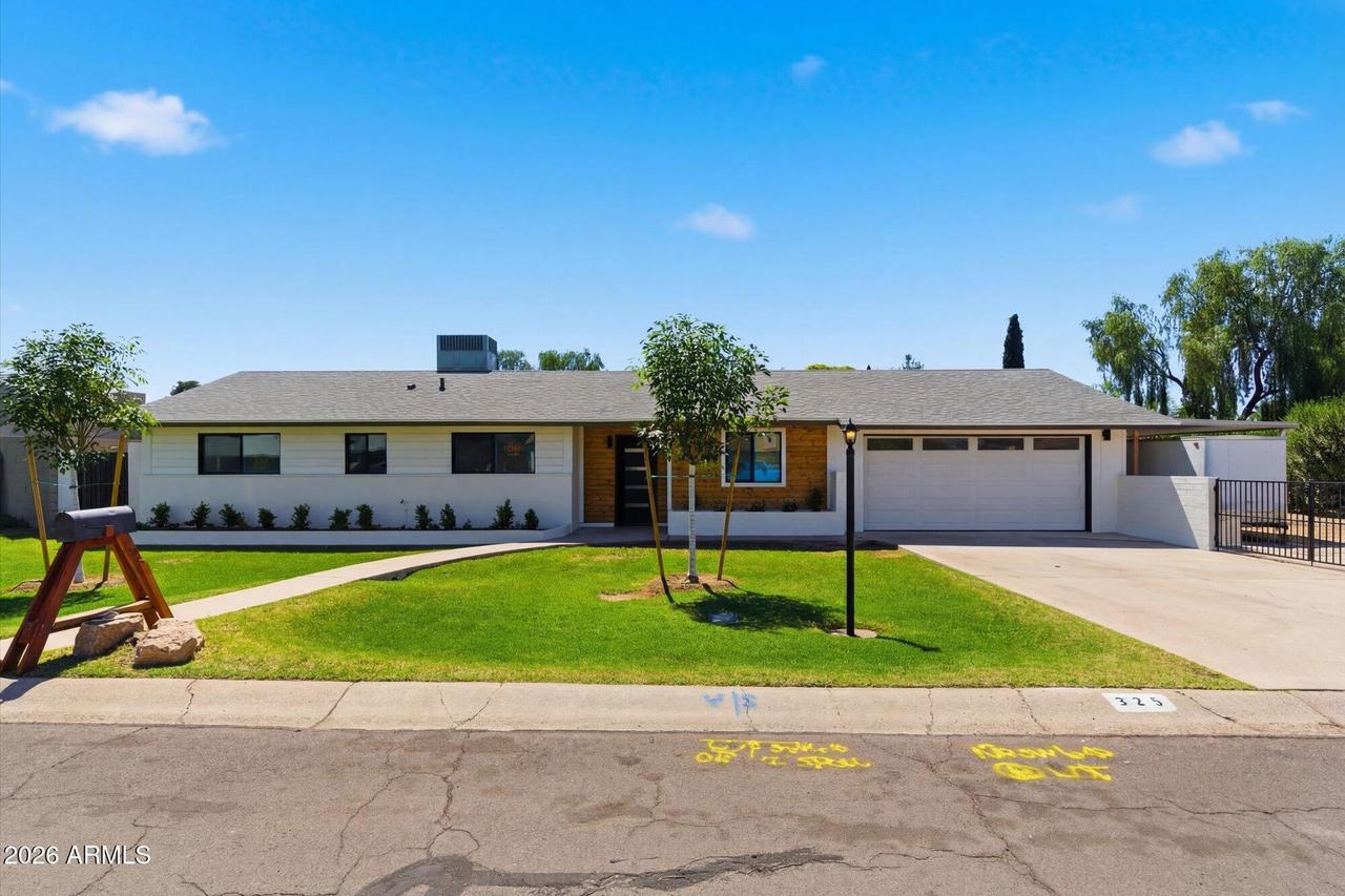 325 W Loma Ln., Phoenix, AZ 85021