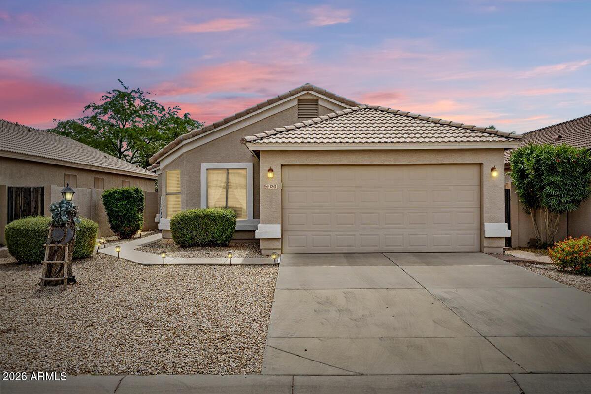 1241 E Elm Rd., San Tan Valley, AZ 85140