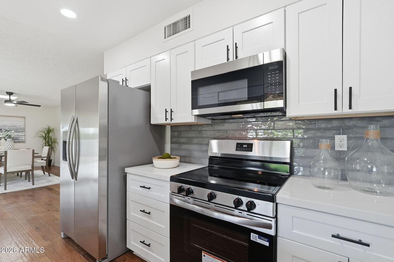 10733 W Hutton Dr., Sun City, AZ 85351