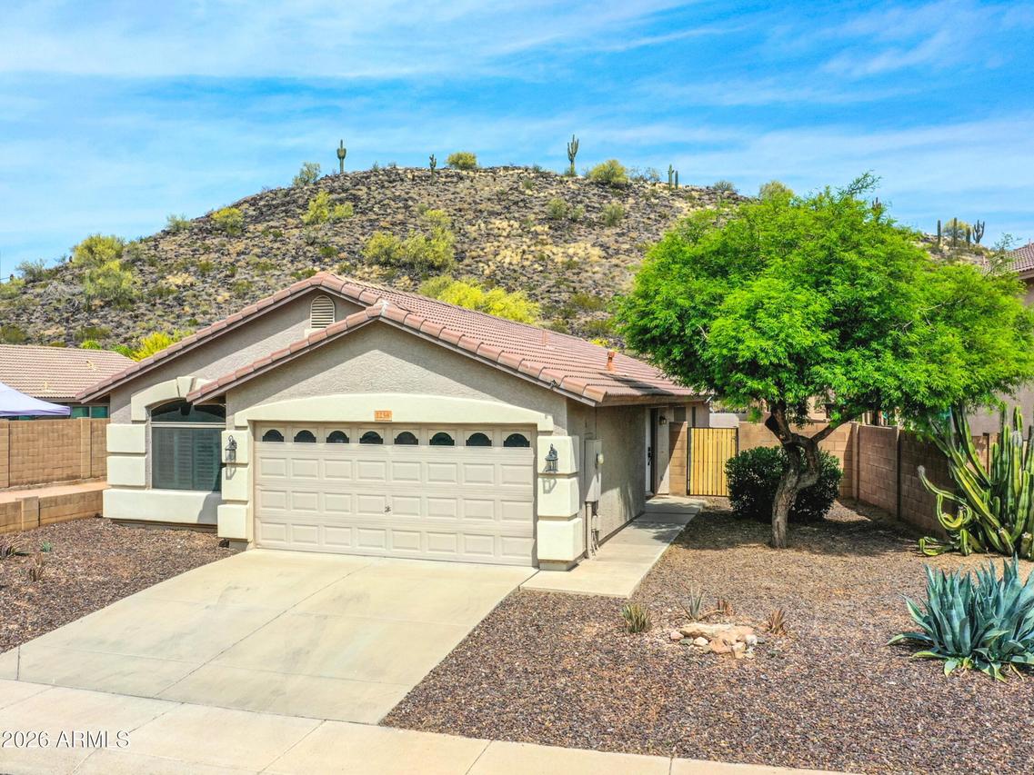 2238 E Heston Dr., Phoenix, AZ 85024