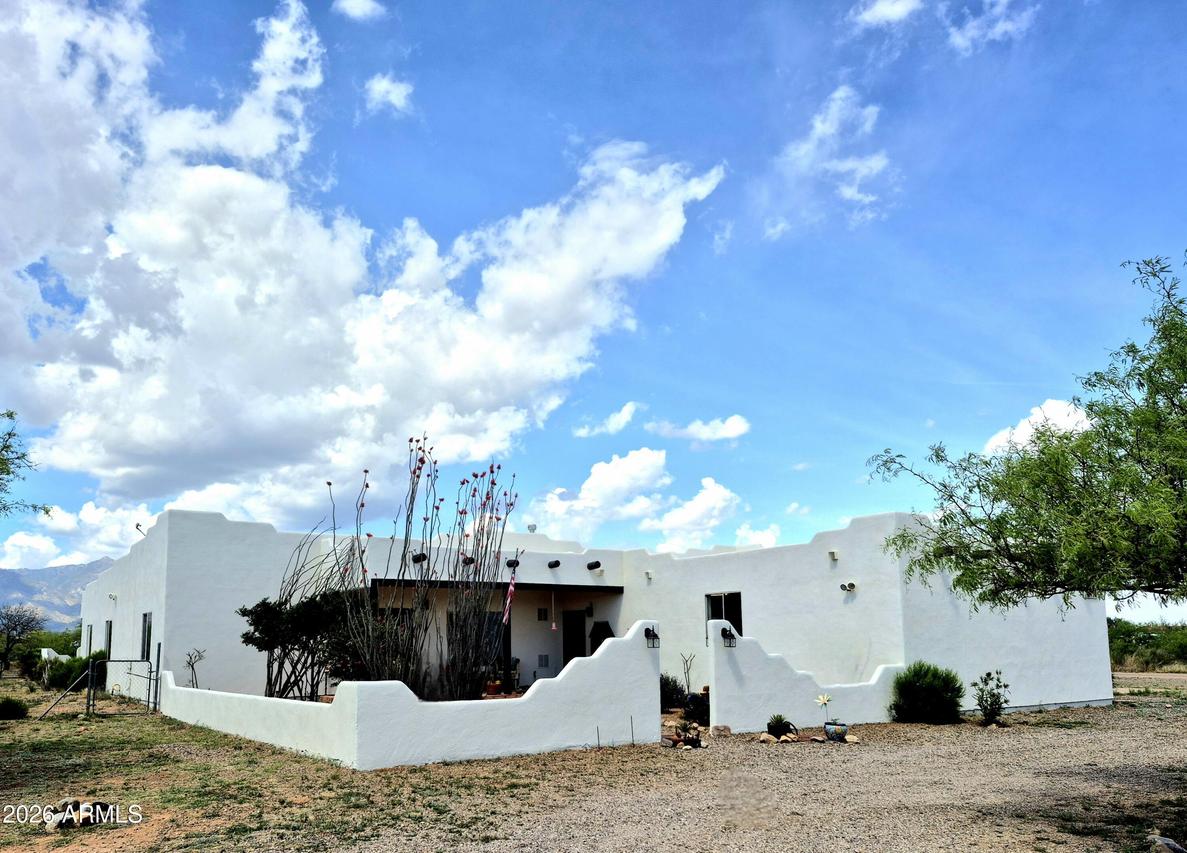 9206 S Rio Santiago, Hereford, AZ 85615