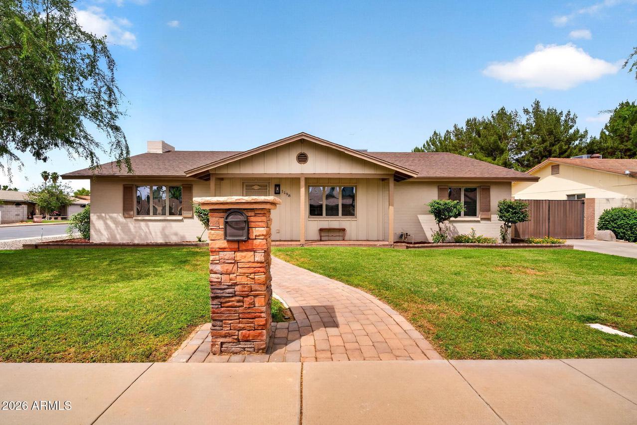 1198 W Dublin St., Chandler, AZ 85224