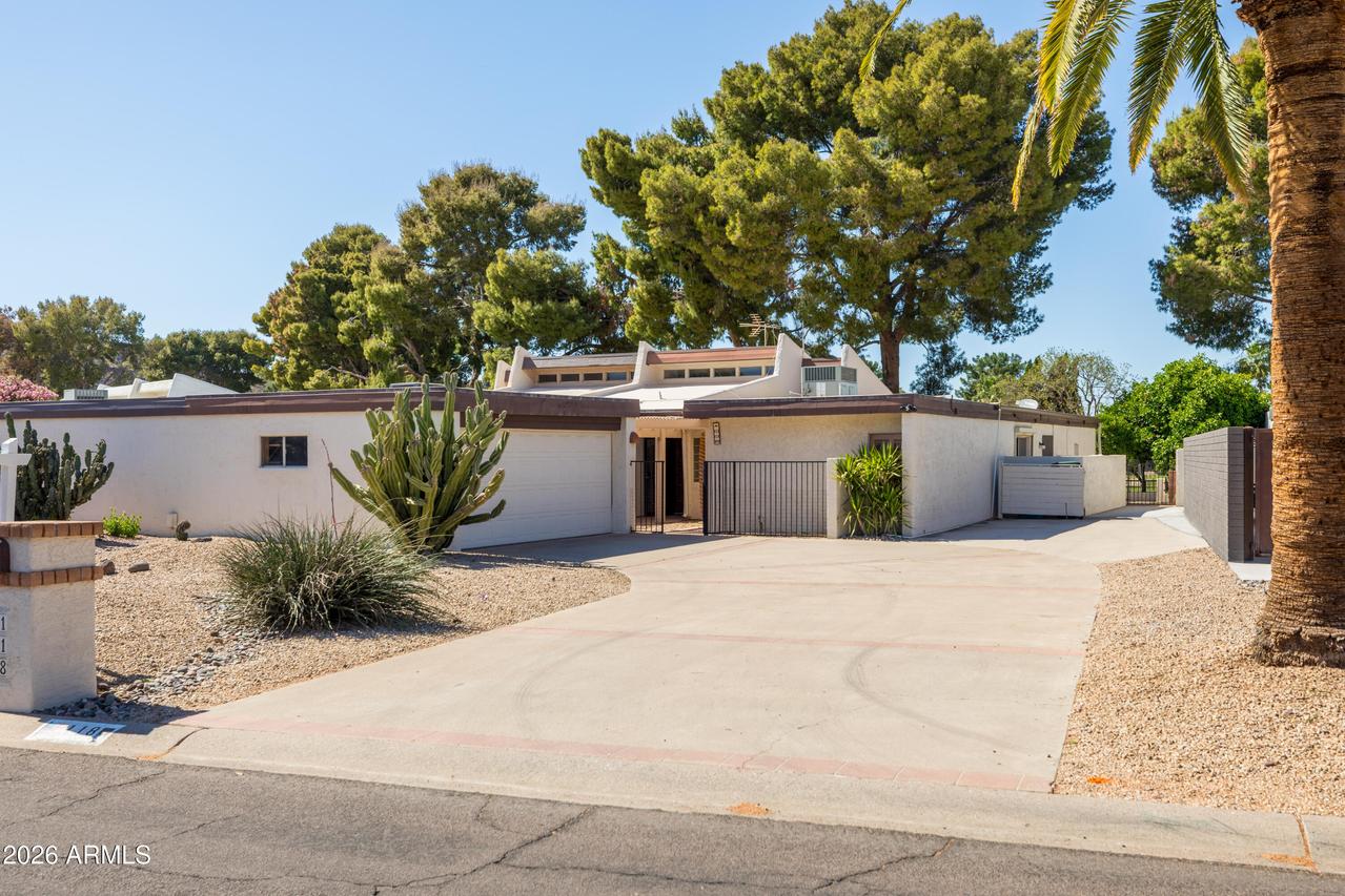 118 W Tam Oshanter Dr., Phoenix, AZ 85023