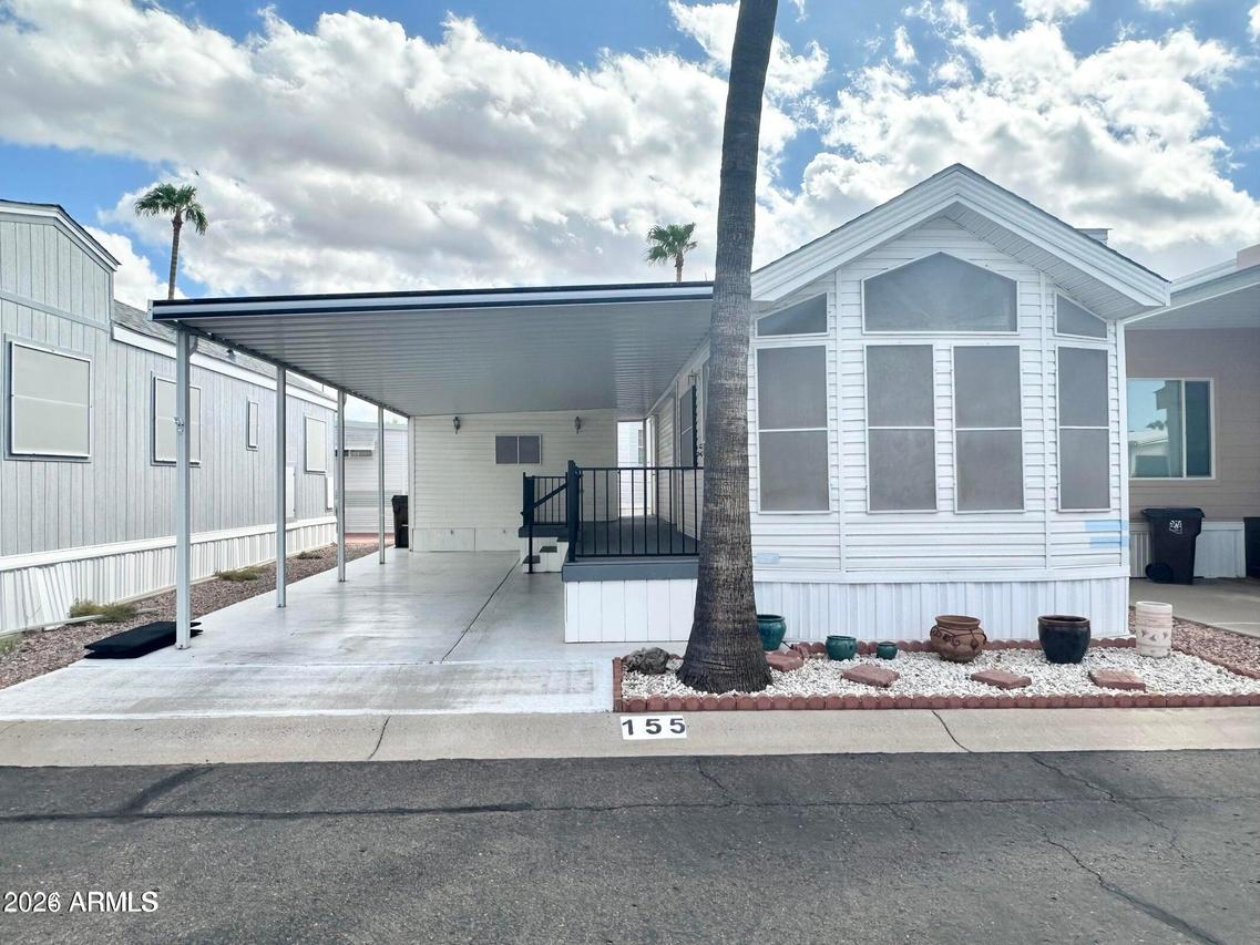 155 S Limestone Dr., Apache Junction, AZ 85119