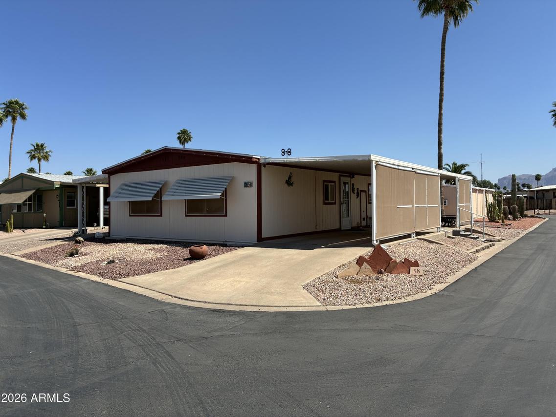 53 N Mountain Rd., Apache Junction, AZ 85120