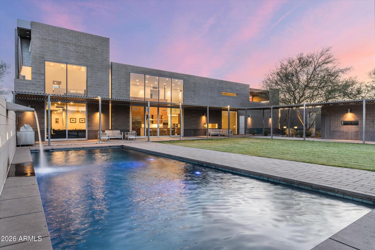 10010 E Jenan Dr., Scottsdale, AZ 85260