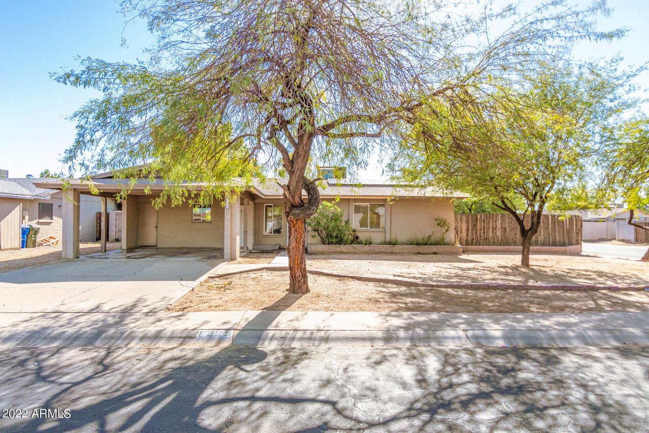 1225 W Halstead Dr., Phoenix, AZ 85023
