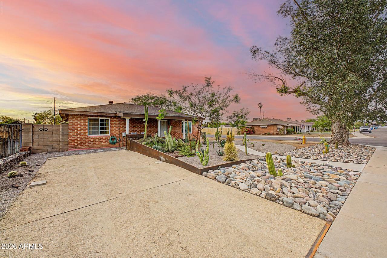 3646 N 21st Ave., Phoenix, AZ 85015