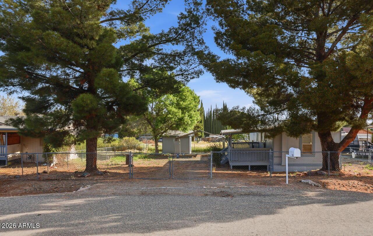 17096 E Hillside Dr., Mayer, AZ 86333