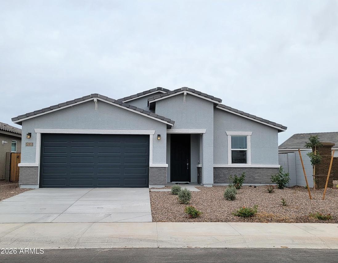 32853 N Vineyard Ave., San Tan Valley, AZ 85143