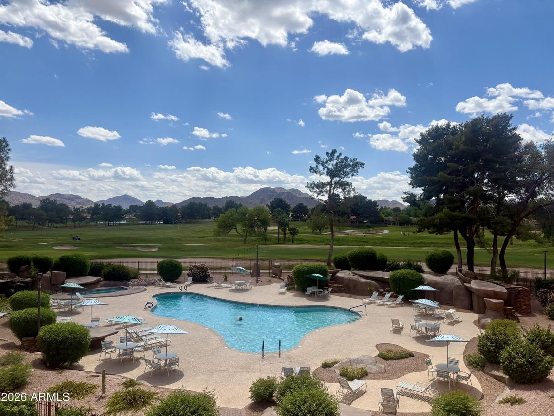 12212 N Paradise Village Pkwy. #338, Phoenix, AZ 85032