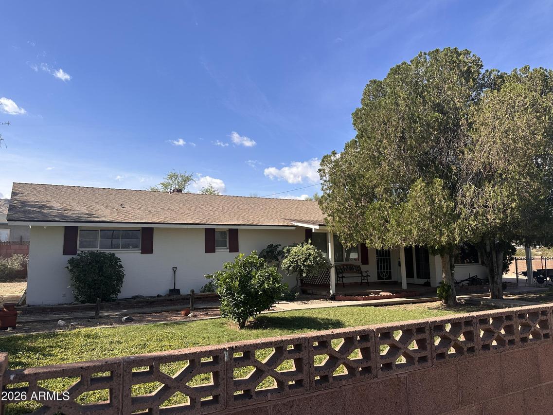 2821 W Elliot Rd., Laveen, AZ 85339