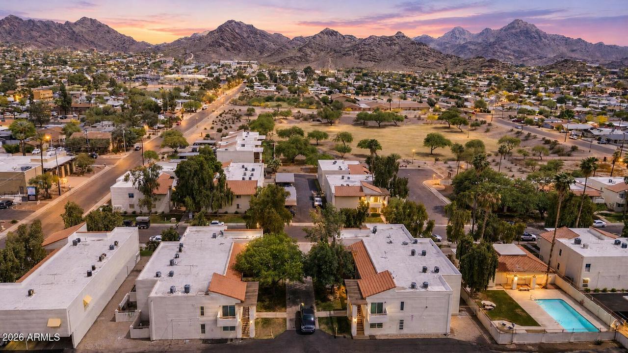 8842 N 8th St. #207, Phoenix, AZ 85020