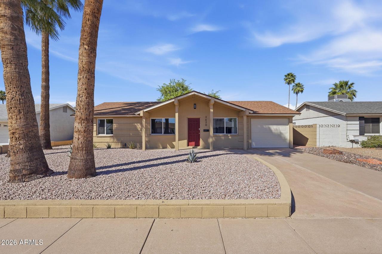 3620 E Ludlow Dr., Phoenix, AZ 85032