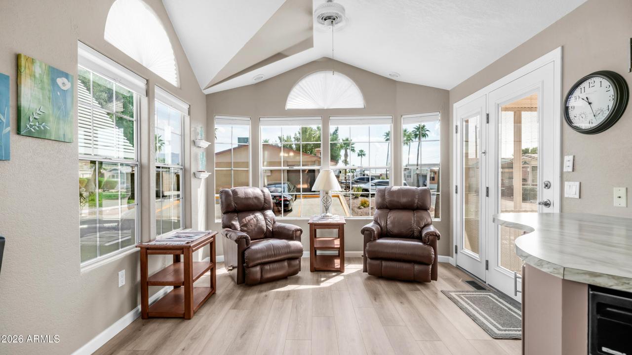 991 Oxide Dr., Apache Junction, AZ 85119