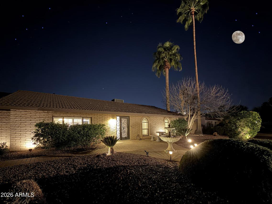 801 W Port Royale Ln., Phoenix, AZ 85023