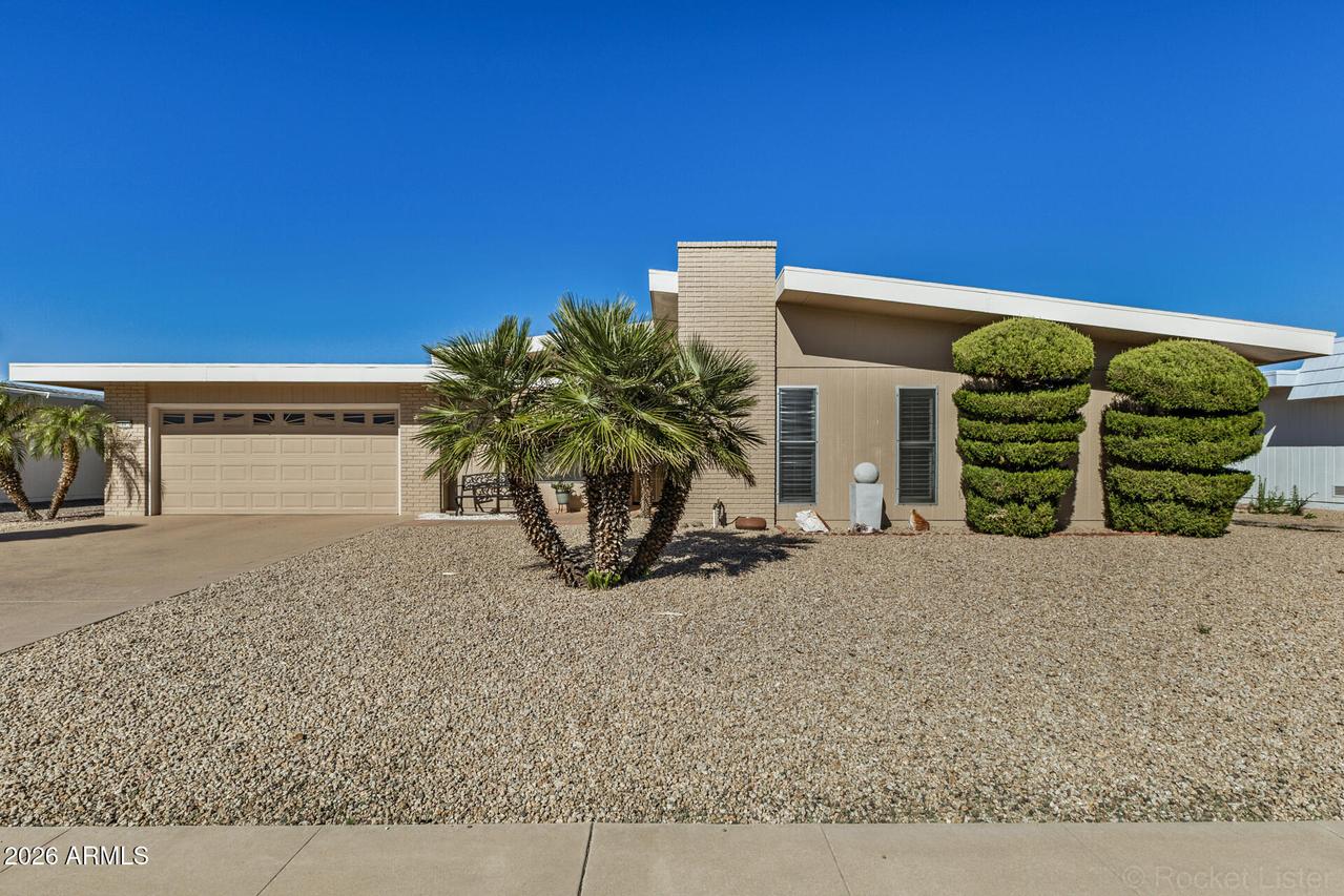 10926 W Welk Dr., Sun City, AZ 85373