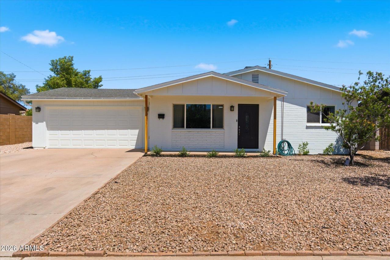 812 W Parkway Blvd., Tempe, AZ 85281