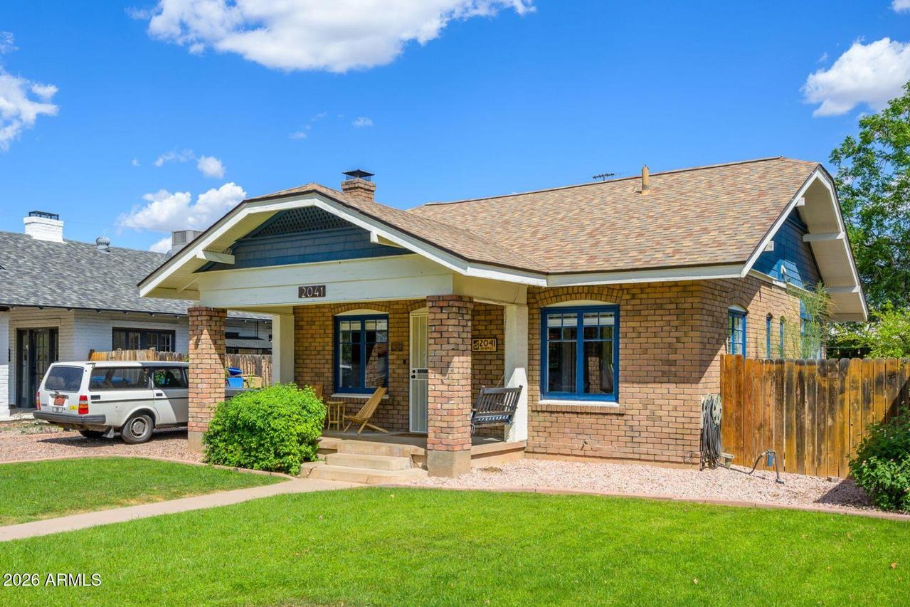 2041 N 11th St., Phoenix, AZ 85006