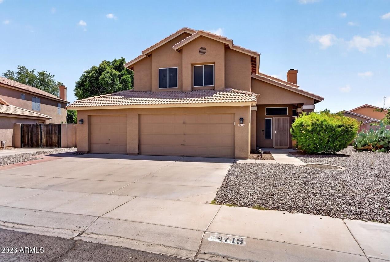 4719 E Rockledge Rd., Phoenix, AZ 85044