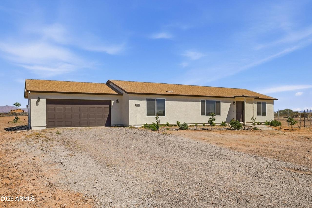 37636 W Minnezona Ave., Tonopah, AZ 85354